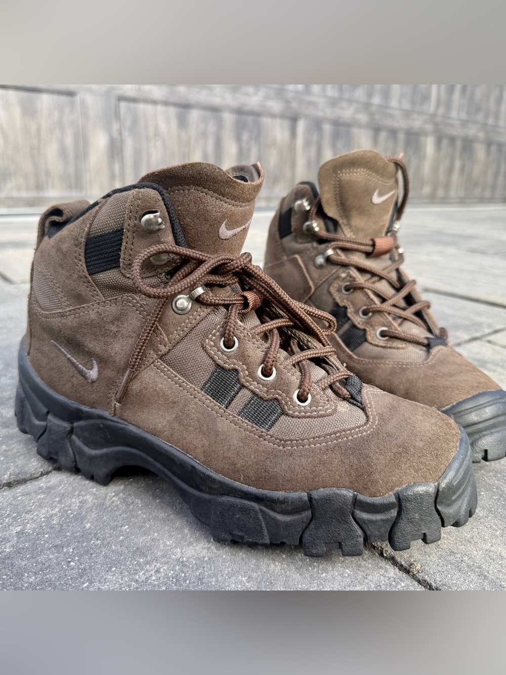 Vintage Nike ACG Brown Suede Hiking Boots